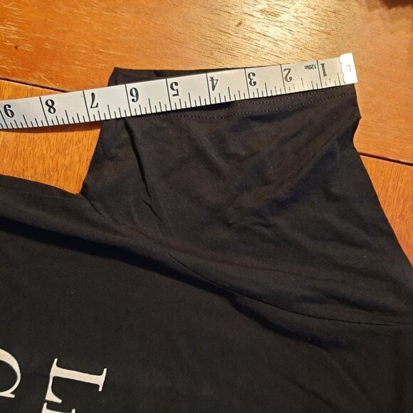 NEW ! Women T Shirt Thrivent "Live Generously" Graphic Heart Black Size M - Picture 7 of 8